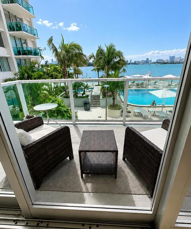 1000 West Ave Unit 218