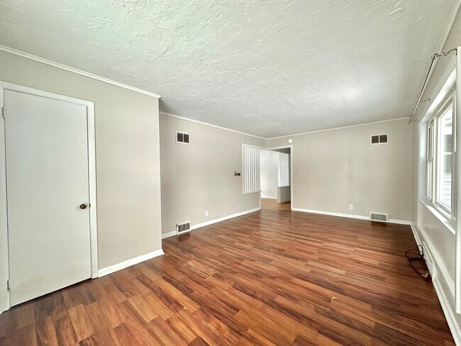 Photo - 833 Westmoreland Ave