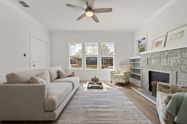 Photo - 2629 E Houston St