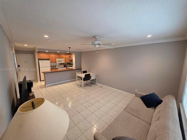 Photo - 1520 McKinley St Unit 105E