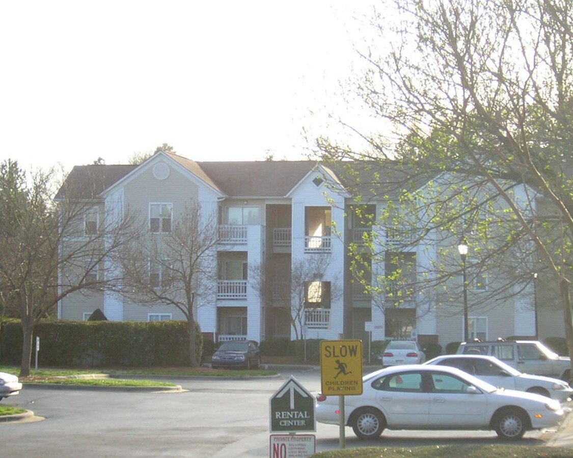 Fairmarket Square Apartments Exterior - Fairmarket Square Apartments