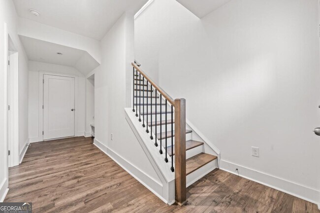 Photo - 3409 Catalan Aly