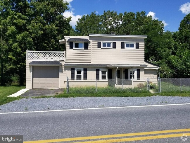 Building Photo - 655 S Chiques Rd Rental