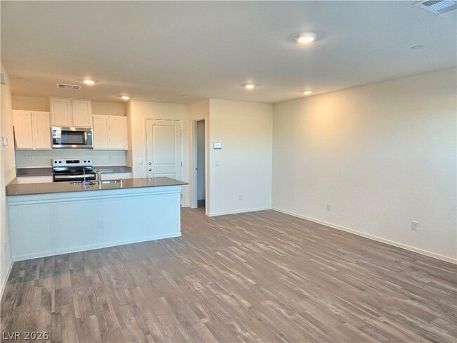 Photo - 6079 Cosmos Gdn St