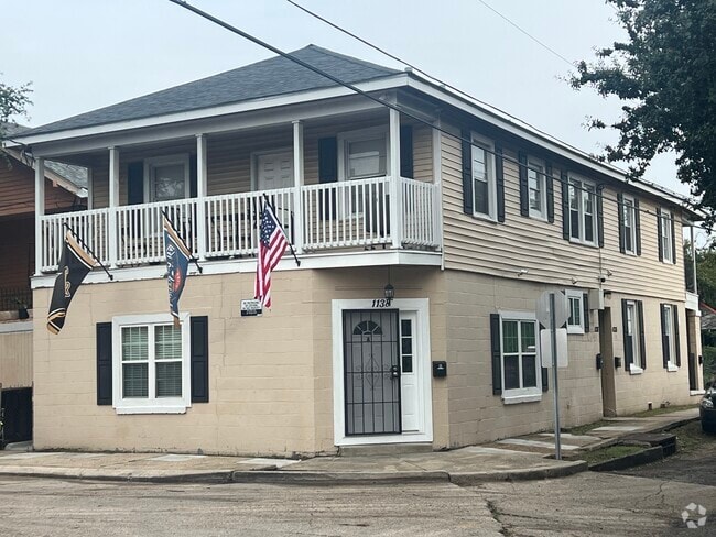 Building Photo - 1138 S Salcedo St Unit 2B Rental