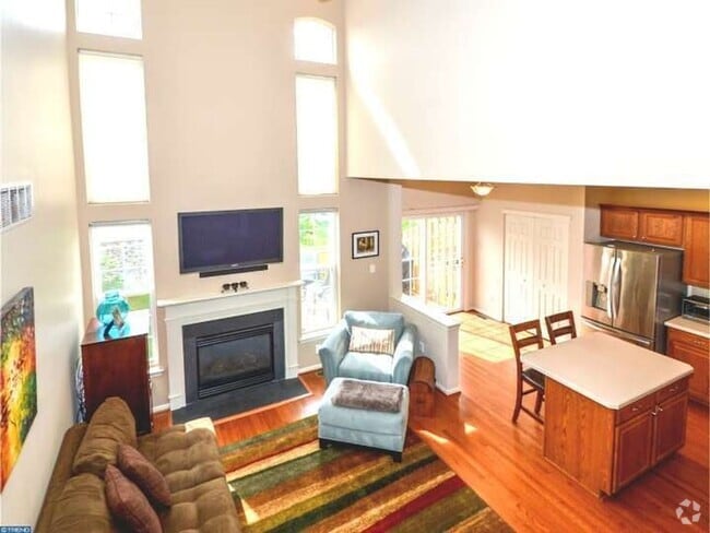 Building Photo - 603 Rolling Hill Dr Rental