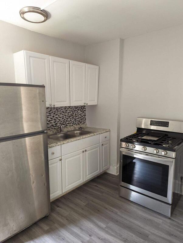 Building Photo - 5145 Hunter Ave