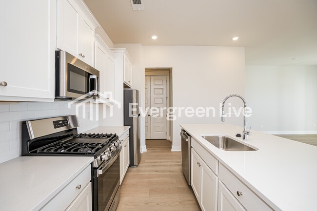 Photo - 129 Bloomsbury St