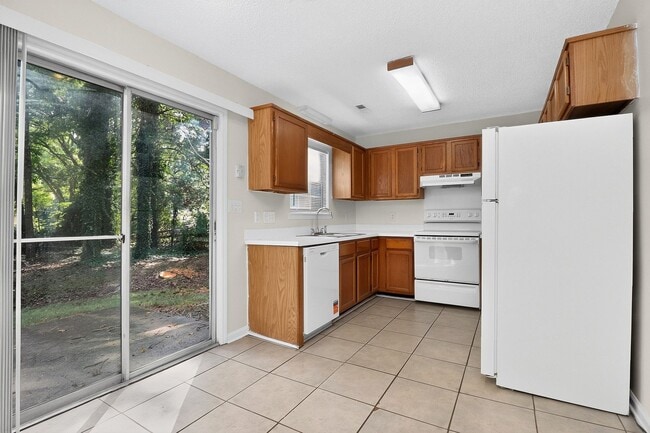 Photo - 7116 Markway Dr