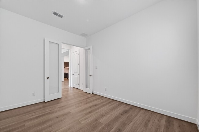 Photo - 1568 River Pt Dr