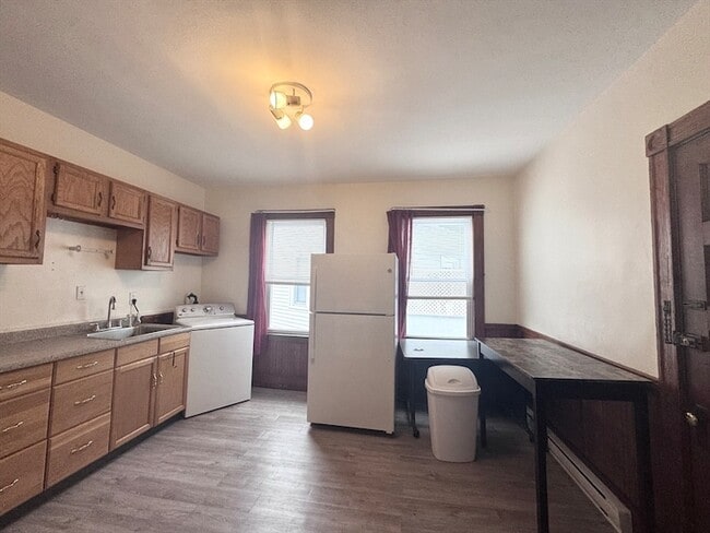 Building Photo - 57 Dimick St Unit 2 Rental