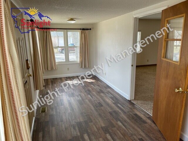 "Charming 2-Bed, 2-Bath Retreat in Laurel, MT – Your Perfect 1148 Sq Ft Haven on 5th Ave Awaits!"