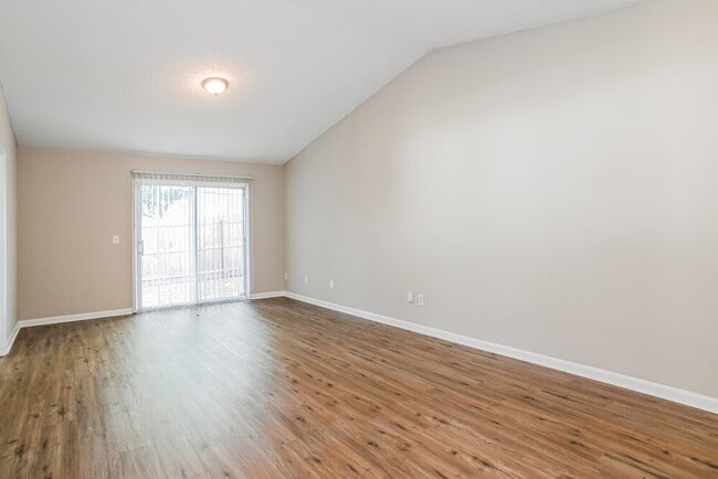 Photo - 7811 Aquarius Cir S