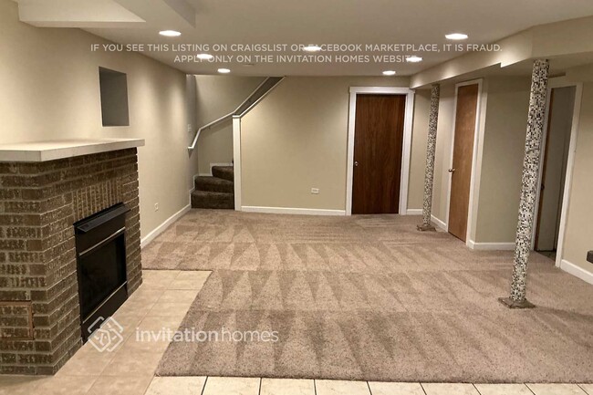 Photo - 2723 N 77th Ave