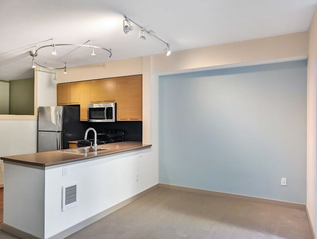 Photo - Spacious Condo in Prime Location of Capitol Hill