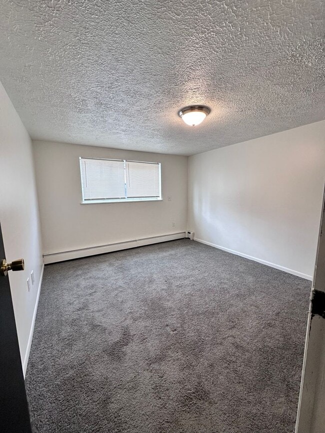 Photo - COMING THIS FEB: 2 BEDROOM APARTMENT IN BEAVER!! Unit Jefferson Trace 4-19