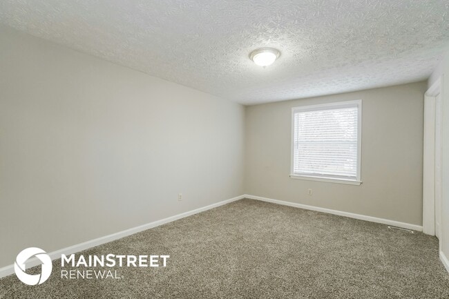 Photo - 6976 Endsleigh Dr