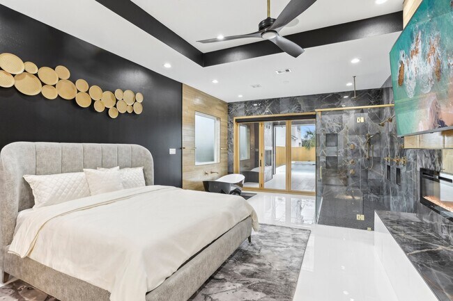 Photo - 3902 Charleston St