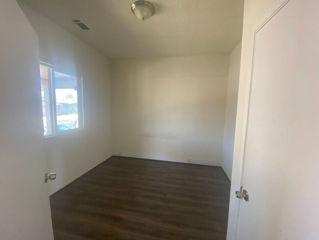Photo - 429 Florinda St Unit 429