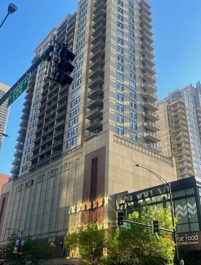 Photo - 630 N State St Condo Unit 1605