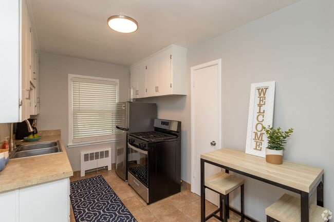 Gladstone Apartments