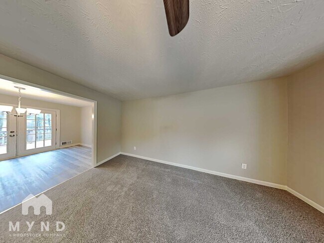 Photo - 3798 Leach Rd
