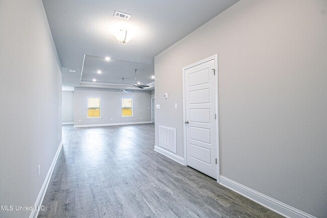 Photo - 5209 Fairbury Way
