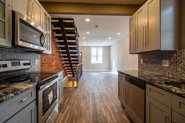 Building Photo - ???Newly Updated, MODERN 2 Bedroom in booming Brewerytown