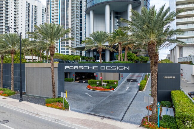 Photo - Porsche Design Tower