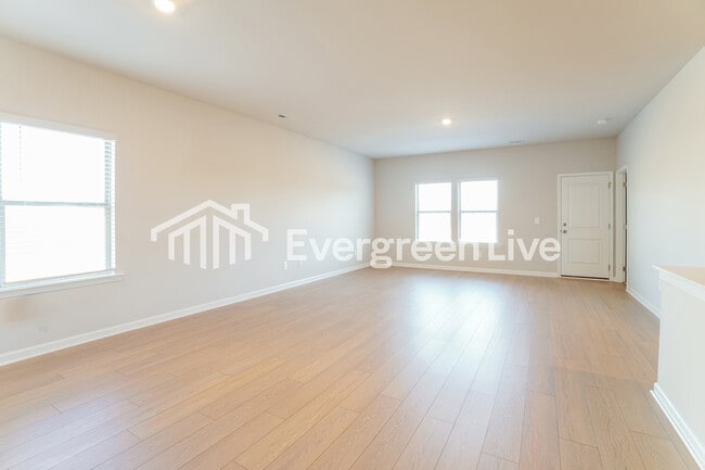 Photo - 17767 Denham Cir