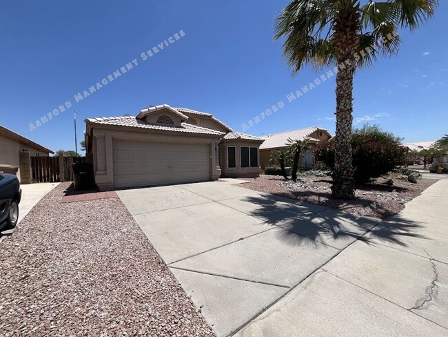 Building Photo - BEAUTIFUL 3 BEDROOM 2 BATHROOM HOME IN PEORIA