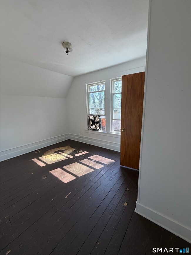 Photo - 65 Liberty St