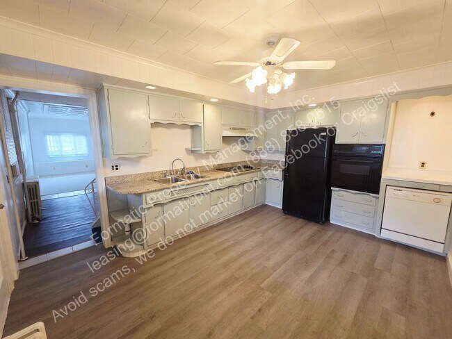 151 E Columbus Ave
