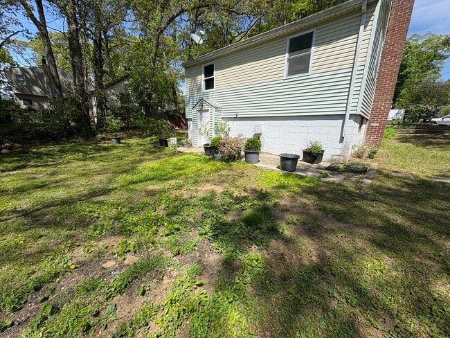 Photo - 4 Seawanhaka Ave