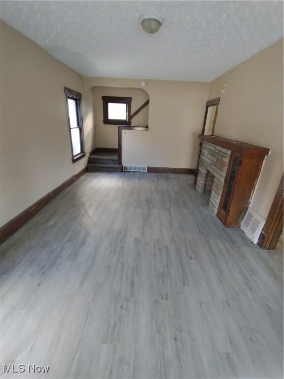 23 Livingston St House House Rental in Youngstown, OH