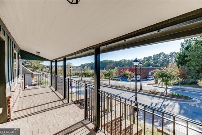 Photo - 4615 S Lee St