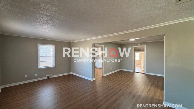 Photo - 1526 Railton Rd