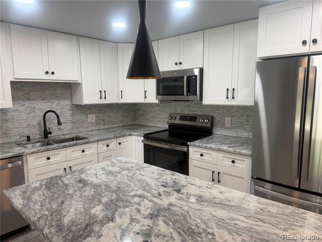 Building Photo - 13952 E Marina Dr Unit 104