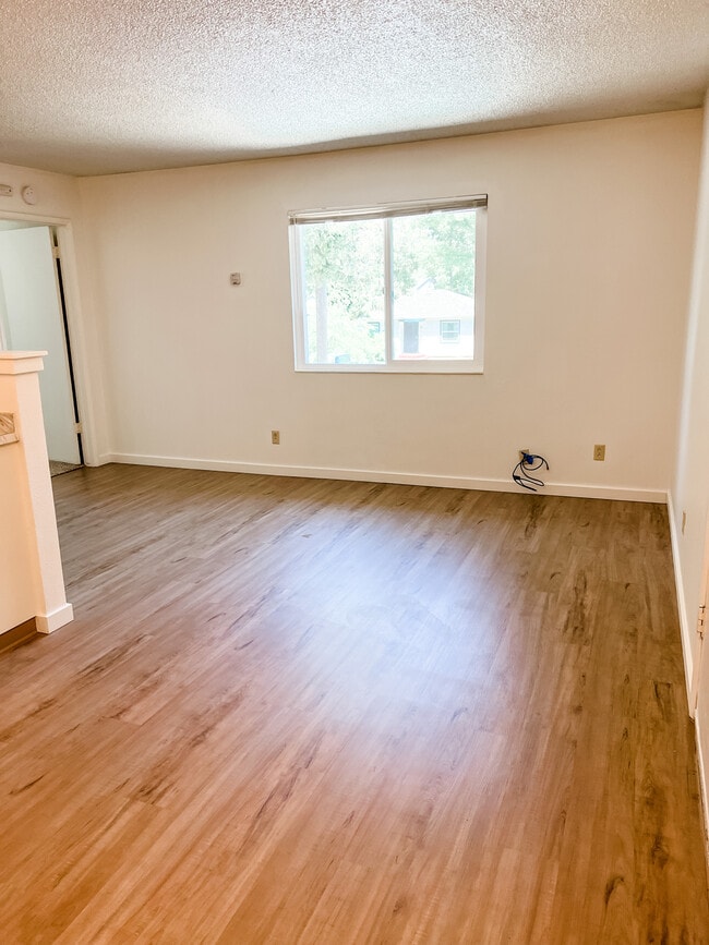 Photo - 1351 Arcadian Ave