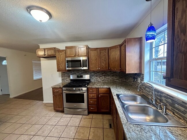Photo - Beautiful updated Midtown home in the loved Lortondale addition