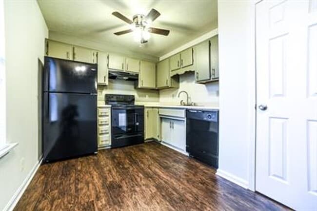 Mt. Washington Square - Mt. Washington Square Apartment Unit 237-27