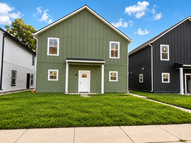Building Photo - 1854 Gent Ave Unit B