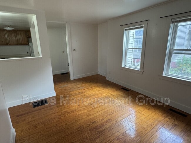 Photo - 26 Elm St Unit 2