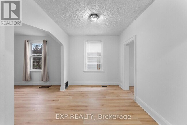 Photo - 6367 High St Unit 1