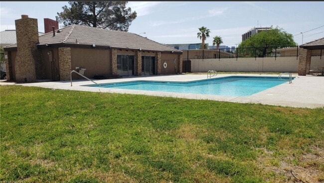 Photo - 1453 Santa Anita Dr Unit D