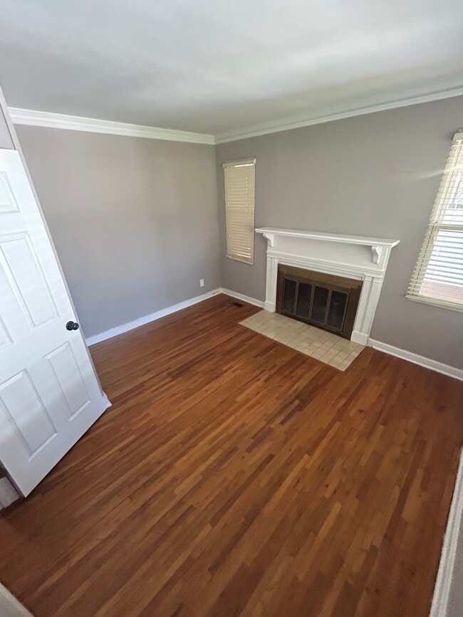 Photo - 13 Brantwood Dr