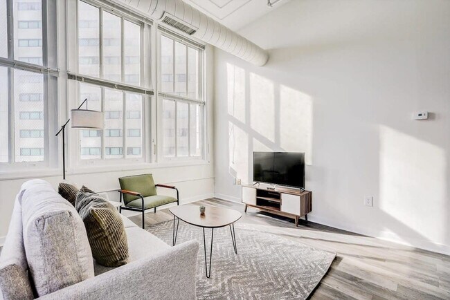 Photo - 50 N Illinois St Unidad ID1014588P