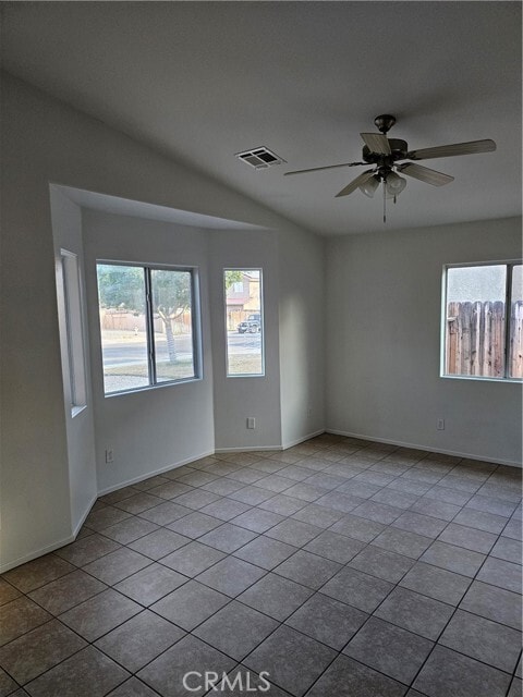 Photo - 781 Aurora Way