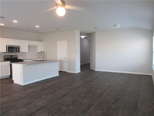 Photo - 10913 Gonzales Ranger Pass