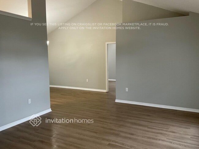 Photo - 1897 Crane Creek Blvd